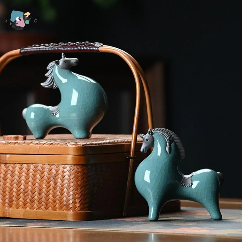 

Desktop Ornament Ceramic Horse Statue Modern Handicraft Animal Sculpture Creative Cute Miniatures Figurine Entrance