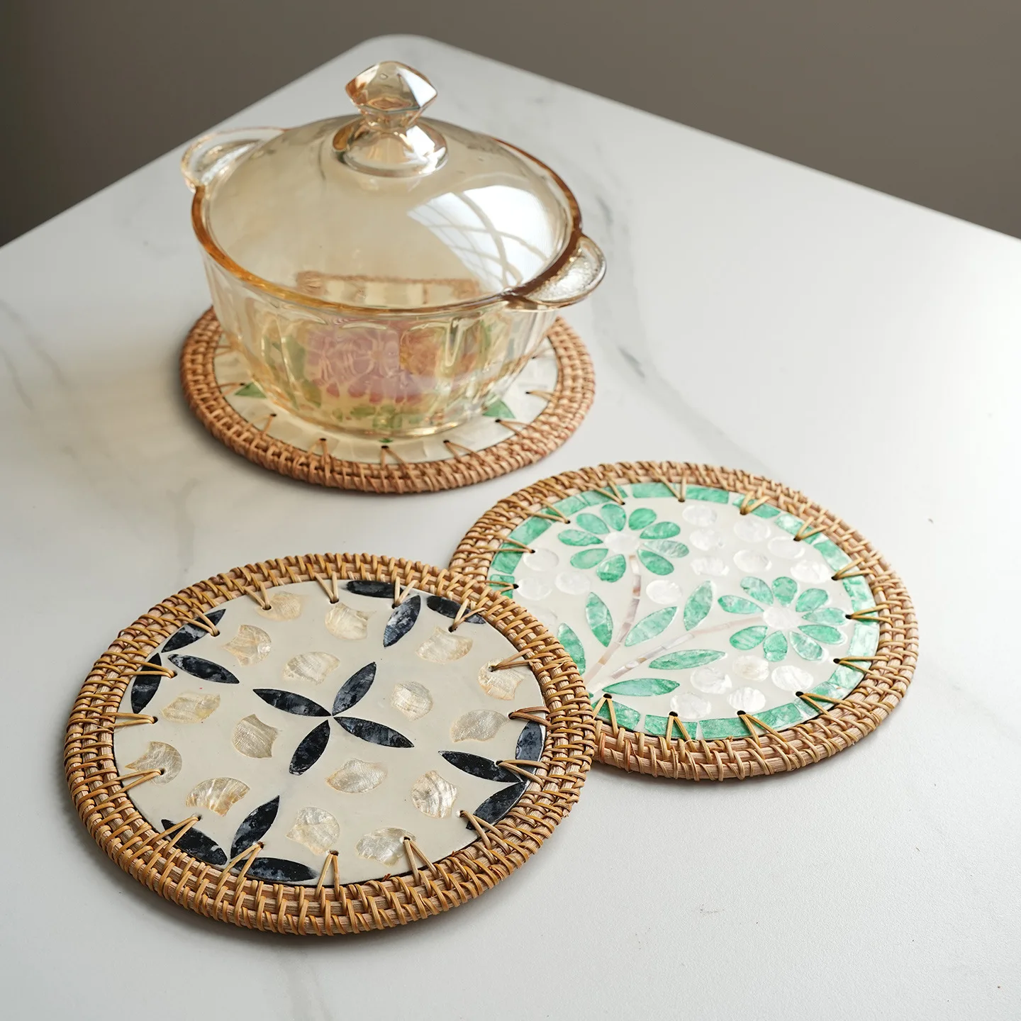 

HeMu Rattan Woven Pot Holder with Mother of Pearl Inlay,Handmade Round Heat Insulation Coaster,Boho Style Table Mat for Kitchen