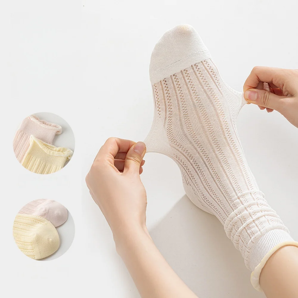 6 Pair Women's Cotton Mid-Calf Seamless Moisture-Wicking Breathable Mesh Socks For Spring And Summer In Solid Black And White