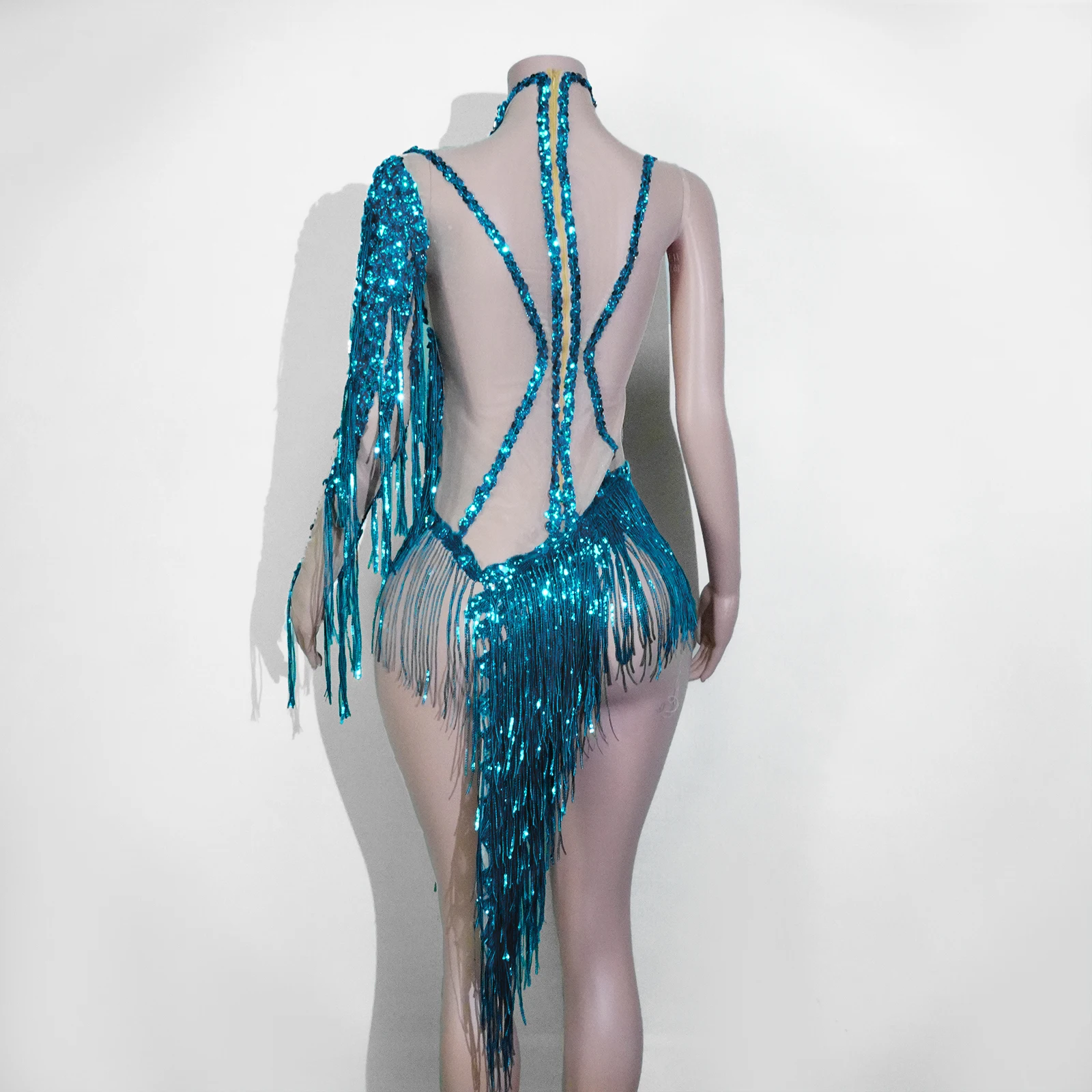 فستان مثير من حجر الراين الأزرق مع شرابات على كتف واحد لمرحلة أداء الرقص اللاتيني زي حفلة DJ فستان عيد الميلاد