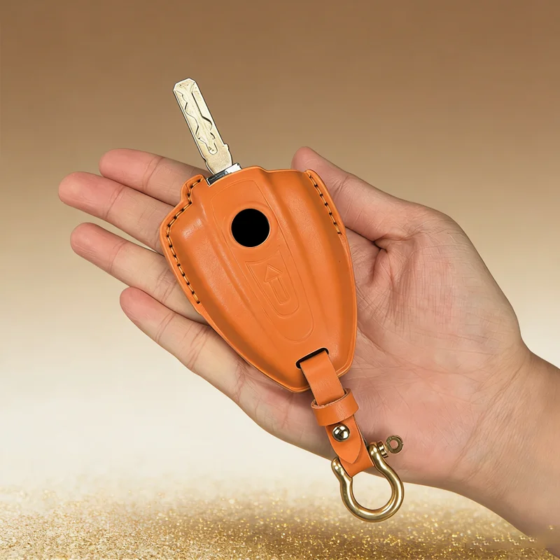 Retro Leather Motorcycle Key Case for BMW R18 R1 2020 2022 2025 R18B R18C Car Key Fob Key Chain Car Key Case Keyring Accessories
