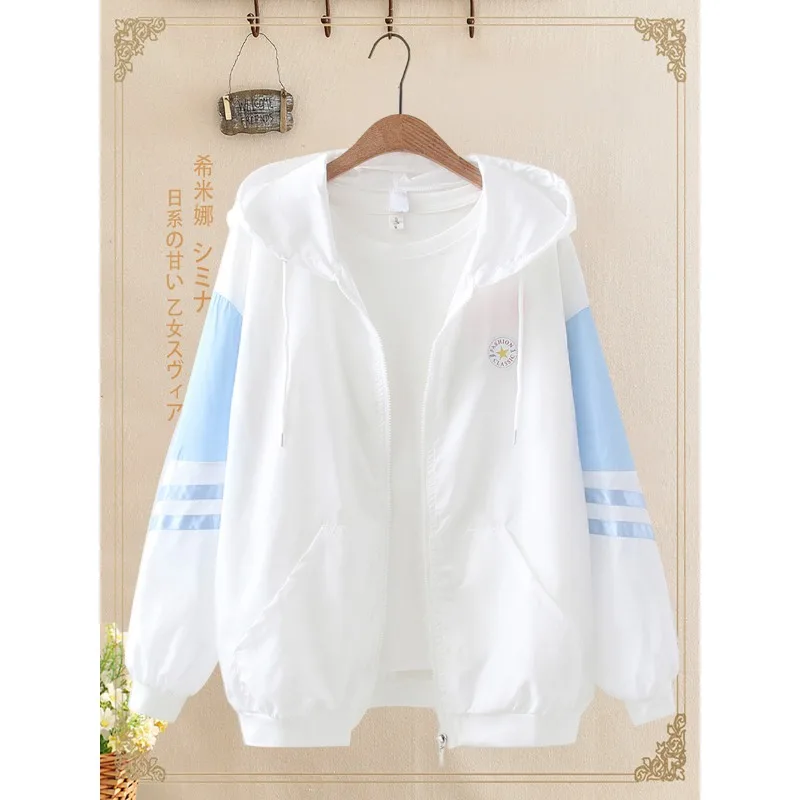 

Women's Short 2024 New Summer Coat Loose and Breathable Thin Student Fashion Fashionable Sunscreen Clothing