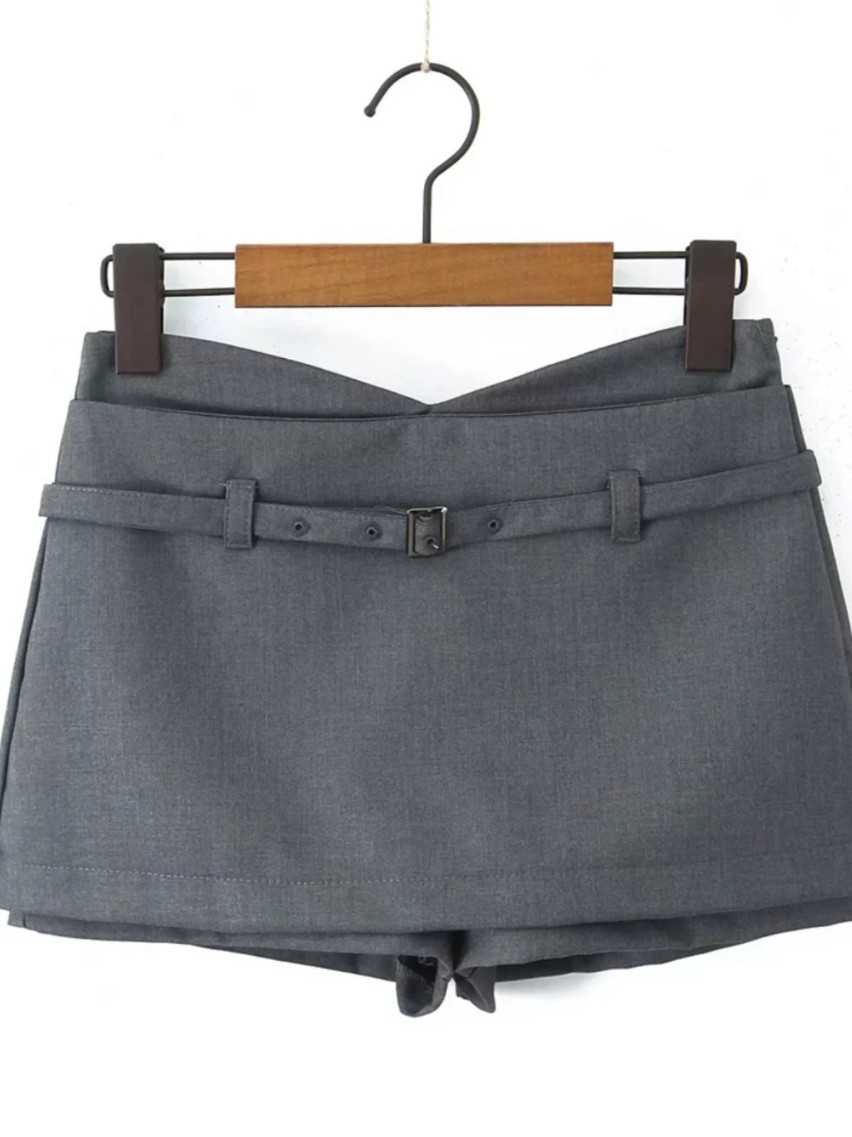 

Американский сексуальный женский костюм с V-образным вырезом на талии, юбка-брюки, облегающий силуэт, весенне-летний дизайн, сексуальная юбка-брюки облегающего кроя