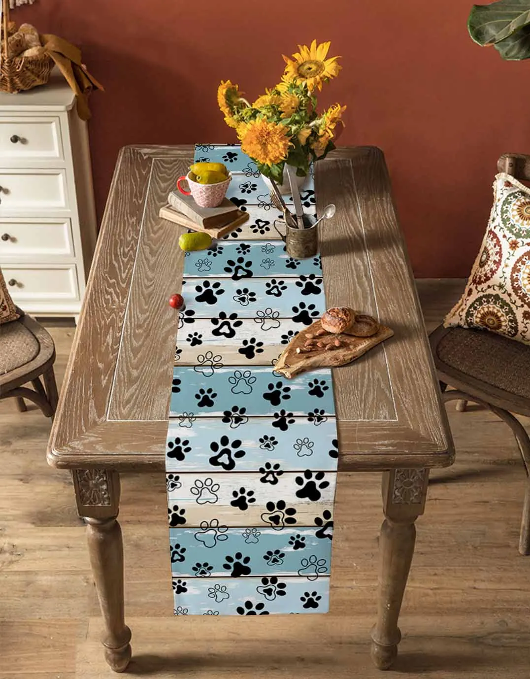 

Vintage Farmhouse Pet Paws Wood Grain Table Runner Dining Table Decoration for Home Party Indoor