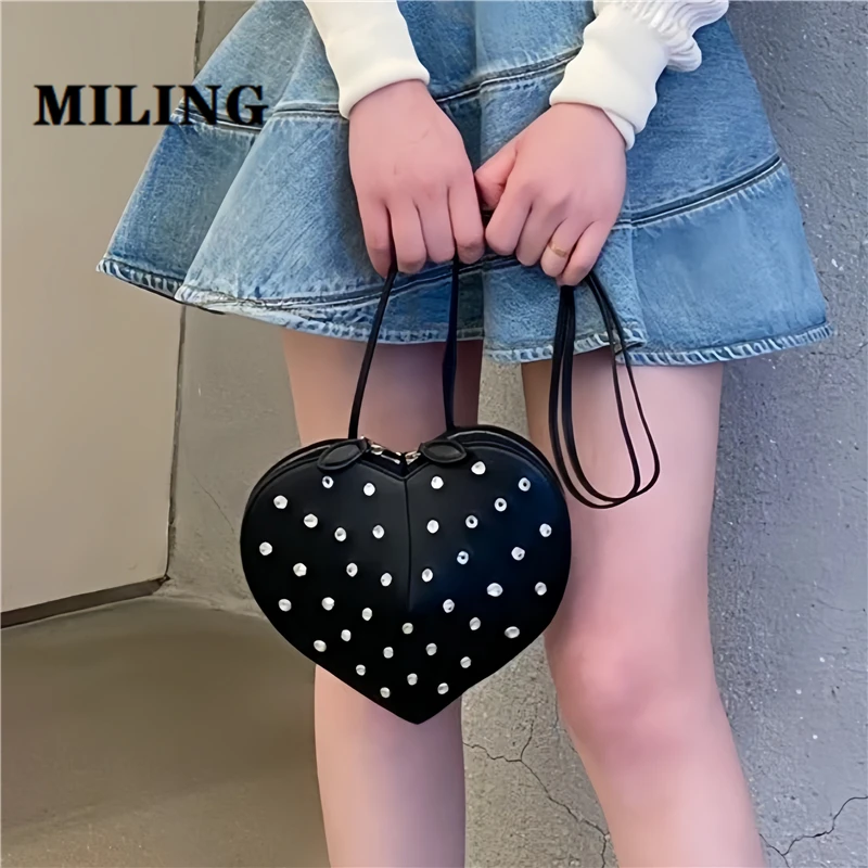 2024 Crystal Studded Heart Bags Lady Mini Messenger Bag Fashion Coin Purse Gift Love Crossbody Bag Wedding Single Shoulder Bags