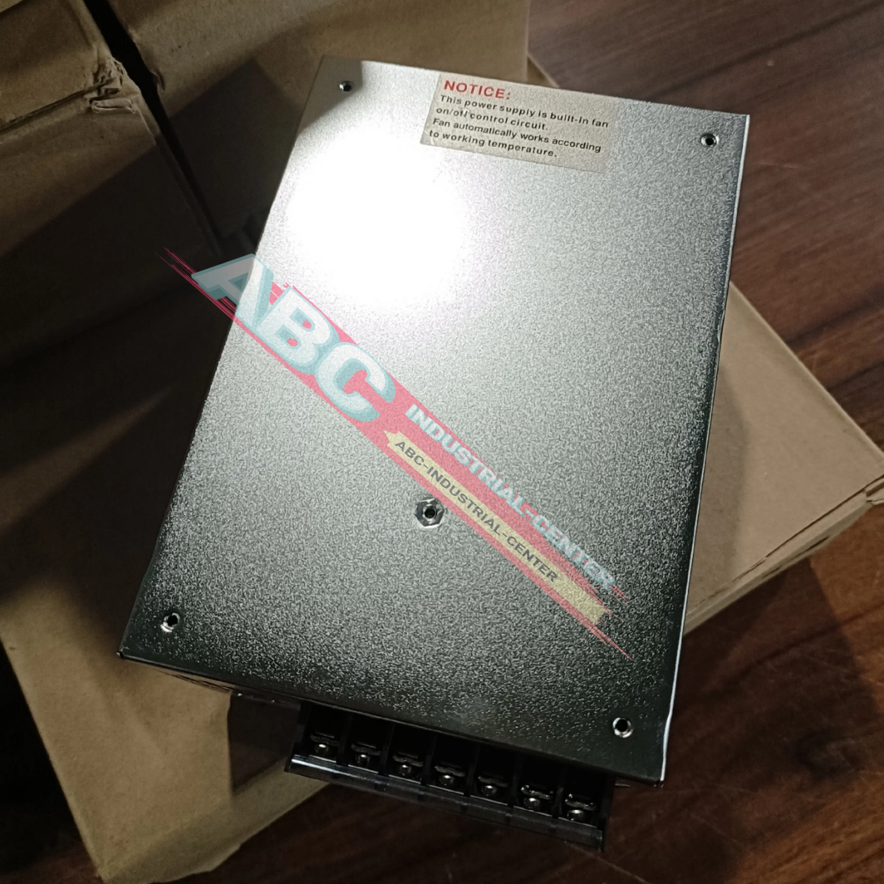 상자에 들어 있는 새 제품 SP-500-12 스위치 전원 공급 장치 SP-500-24 SP-500-48