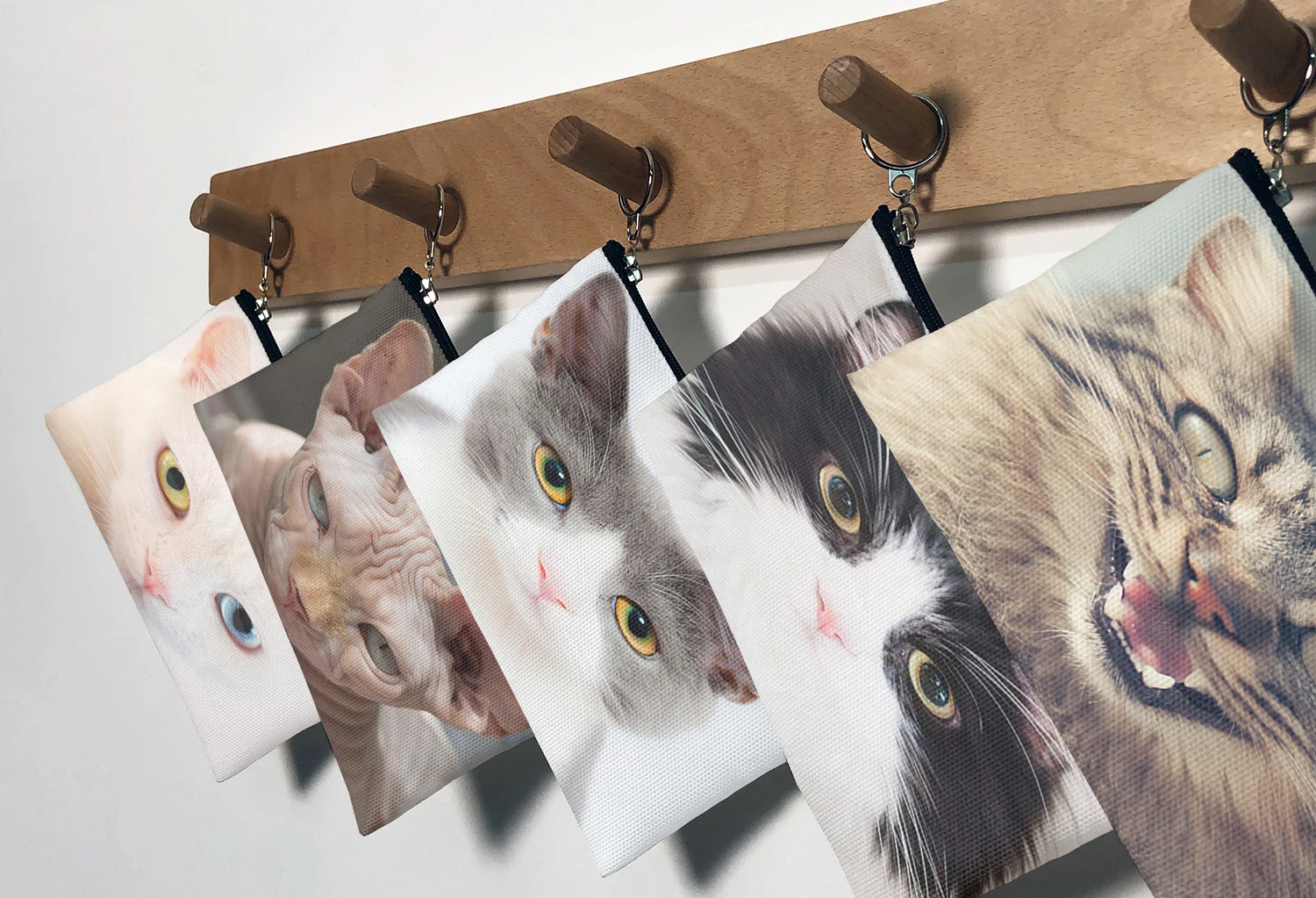 

Забавный кошелек для монет с рисунком кошачьего лица, женский дорожный мешок для хранения мелких предметов, сумка для хранения мелких предметов с вечерней дорожной сумкой