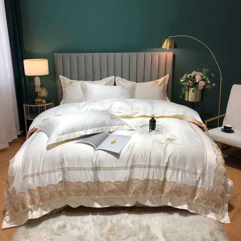 

100% Cotton With Washed Silk Light Luxury Floral Embroidery Skin-Friendly, Embroidered Bedding set，Queen/King Size Duvet Cover