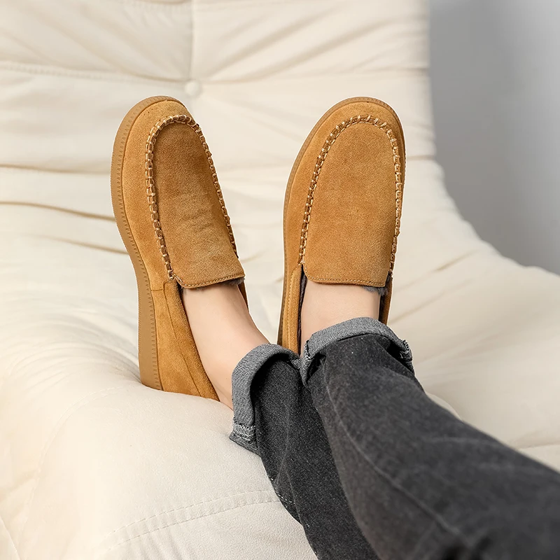 

Мужская зимняя удобная и легкая обувь для вождения на мягкой подошве. Удобная противоскользящая подошва, простая модная домашняя обувь.