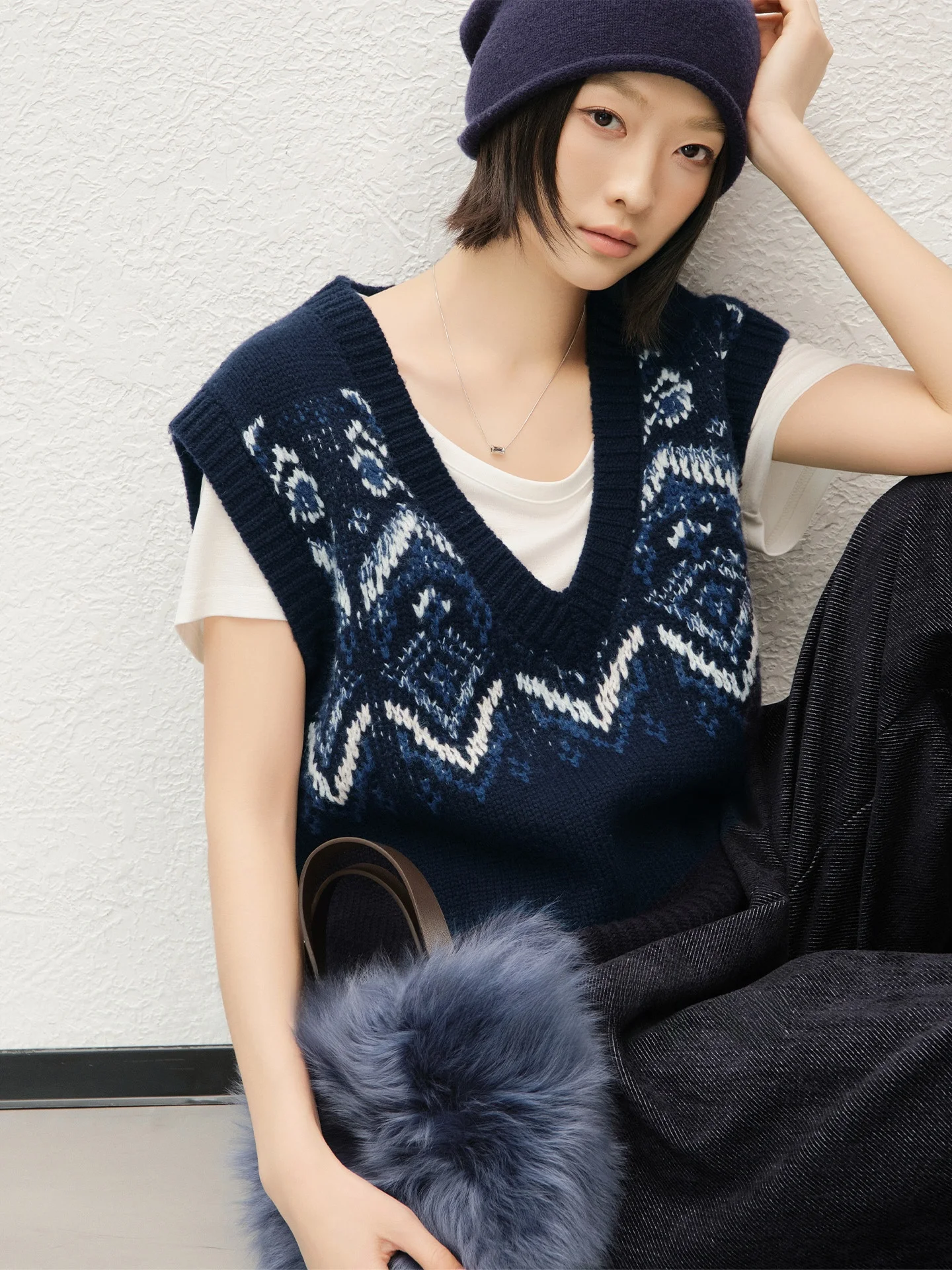 

Вязаный шерстяной жилет Meiyang с V-образным вырезом, узором Fair Isle и ромбовидным принтом, женская модная верхняя одежда, стандартный крой, весенний сезон