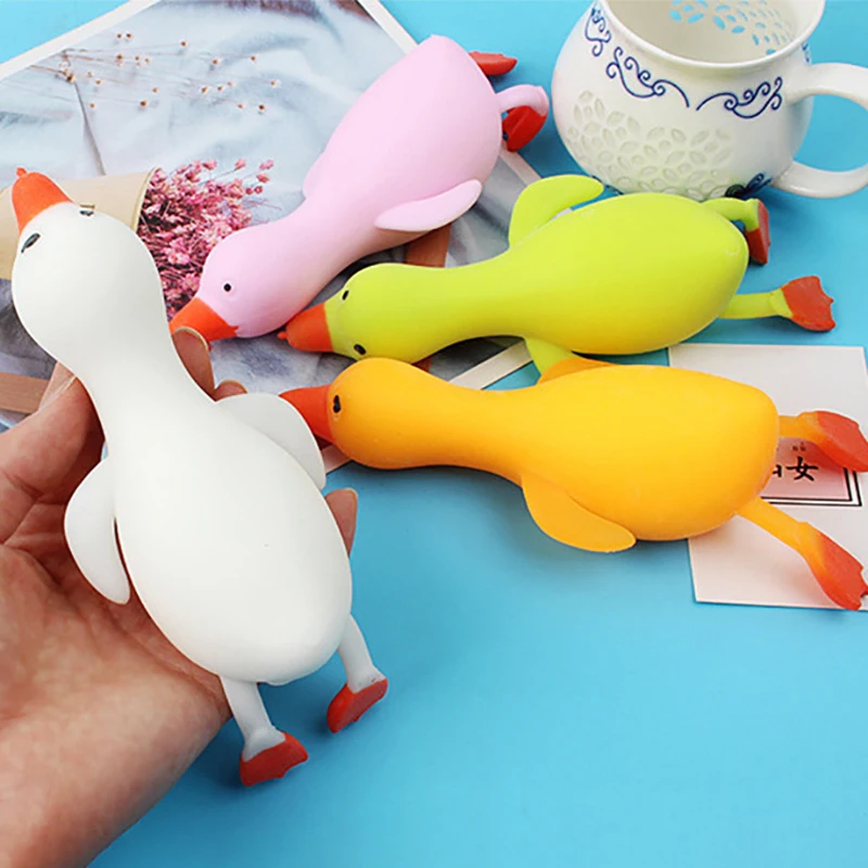 

1Pc Duck Shape Toy Bounce And Decompression Big White Goose Cartoon Shape Pressure Relief Duck Lala Duck Random Color