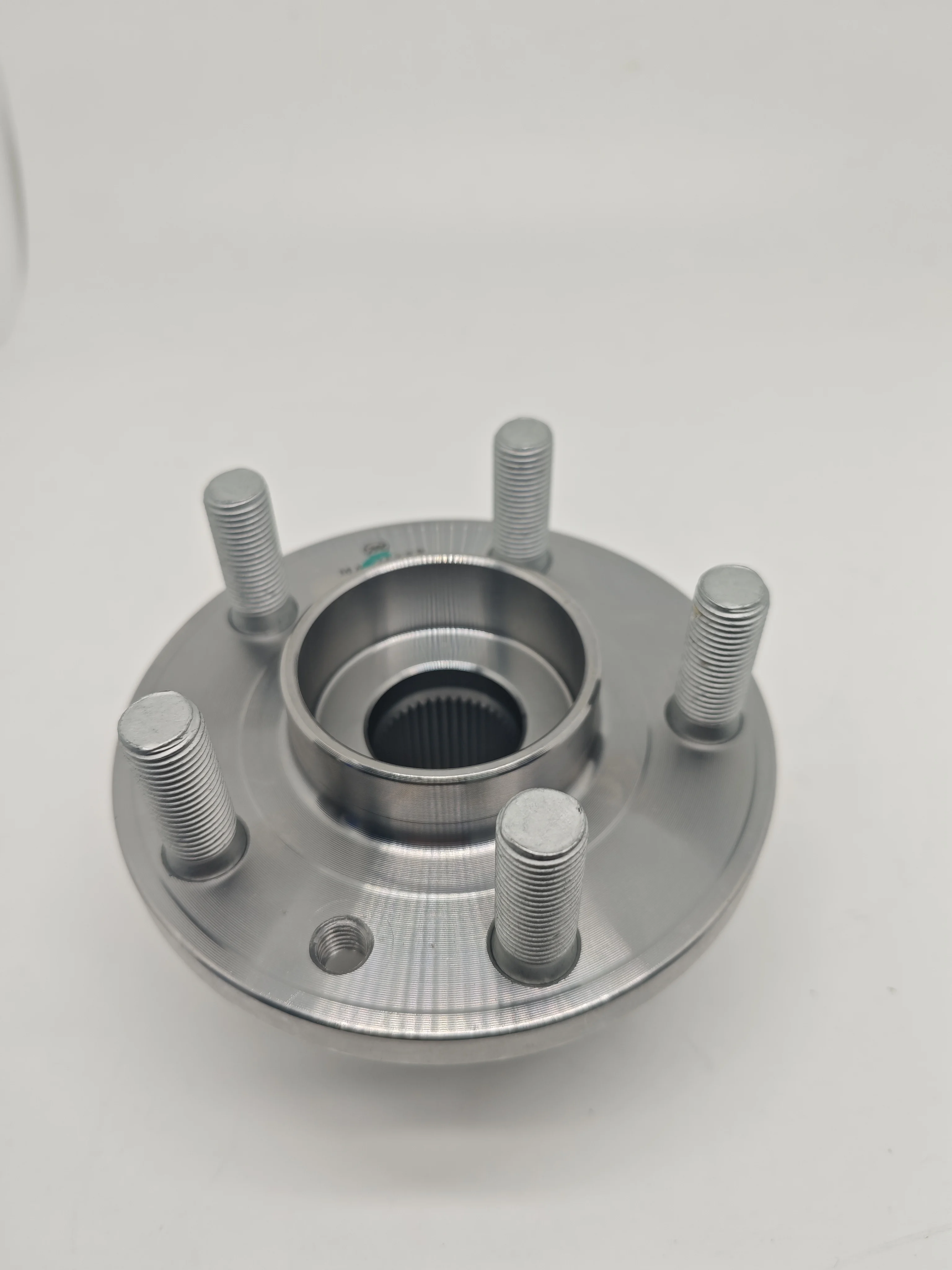 LR 003157 -VLB Ступица подшипника переднего колеса в сборе для LAND ROVER Freelander 2 2008-2015