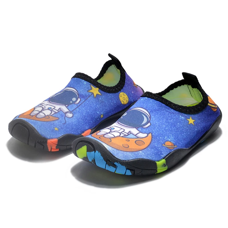 New Children's Cartoon Wading Shoes Summer Beach Swimming Shoes Quick-Dnying Water Sneakers Family Vacation Aqua Shoes 22-32#