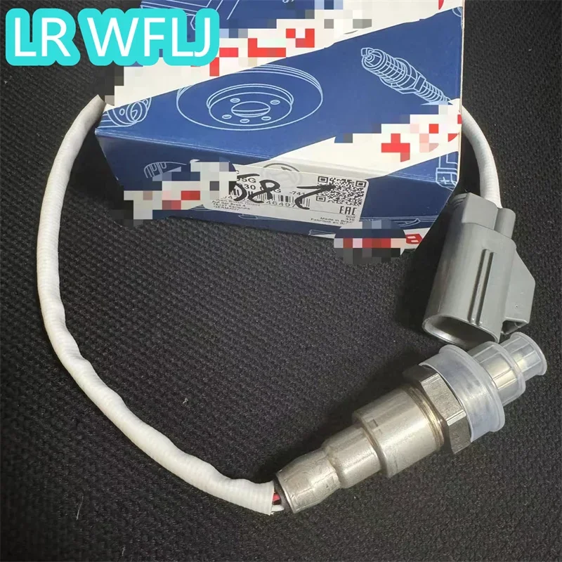 For Land Rover oxygen sensor is applicable to L409/L494 Discovery 4/5 middle left itch sensor LR035746 LR098285 0 258 030 390