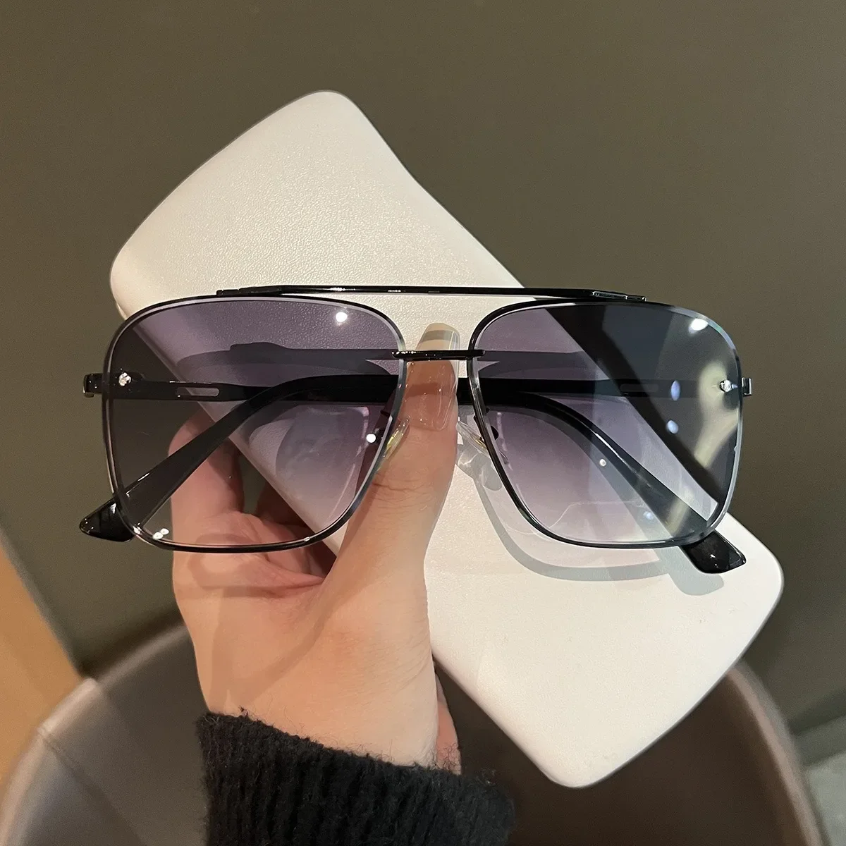Neue Modische Klassische Quadratische Sonnenbrille Coole Herren Vintage Markendesign Metallgläser UV400 Damen Für Oculos De Sol Retro