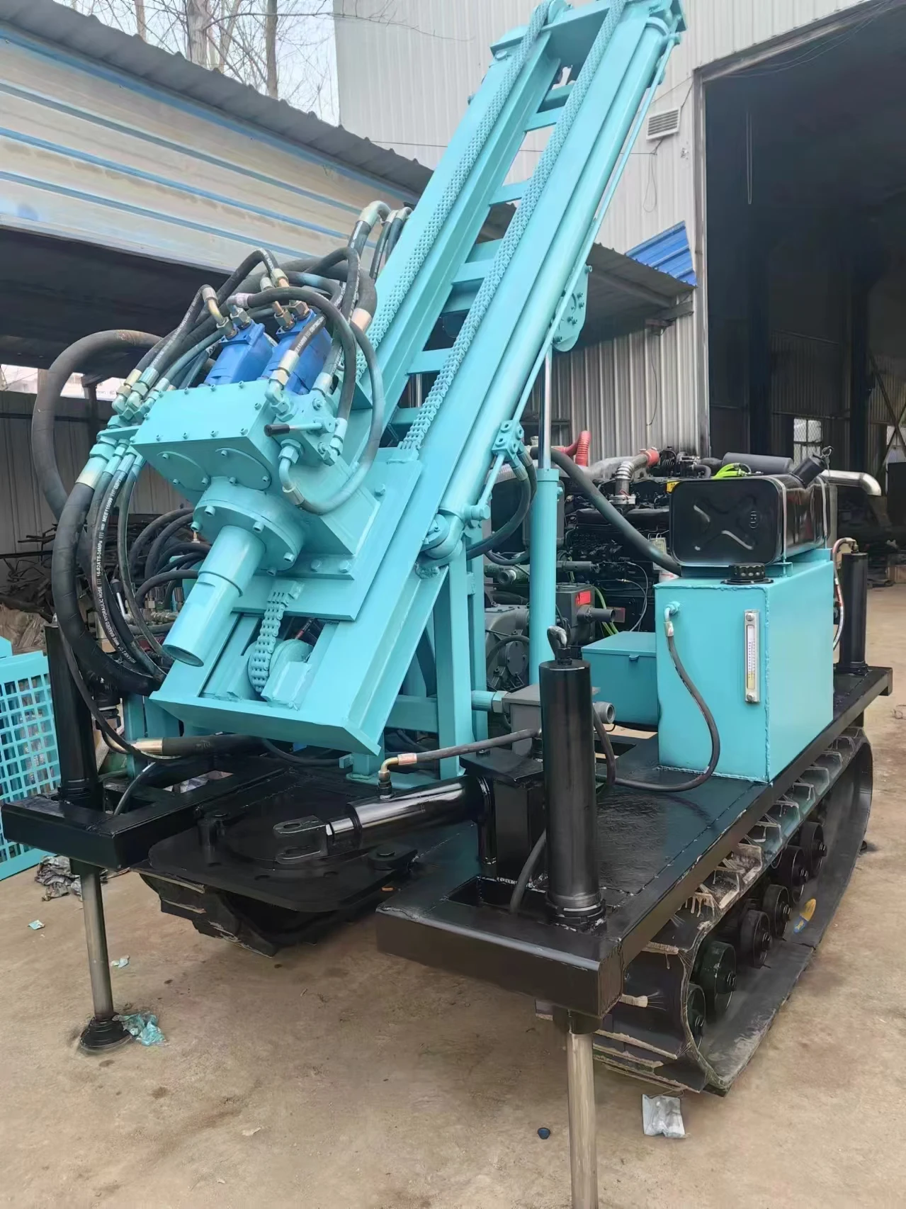 Plataforma de perforación de pozo de agua multimodo personalizable que utiliza un método intercambiable de perforación de aire y agua hasta una profundidad de 300 m