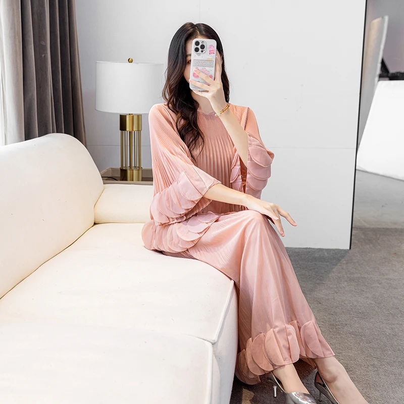 

Осенний плиссированный комплект из 2 предметов, женский возрастной стильный свободный повседневный топ, юбка-миди, мягкая ткань, удобная повседневная одежда, подходящая