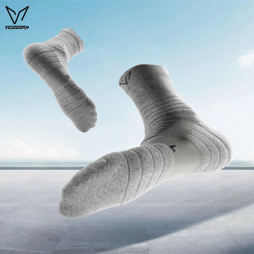 Veidoorn Men's Women's Sports Socks Mid Calf Running Training Socks Basketball Badminton Anti-Odor Breathable Athletic Socks