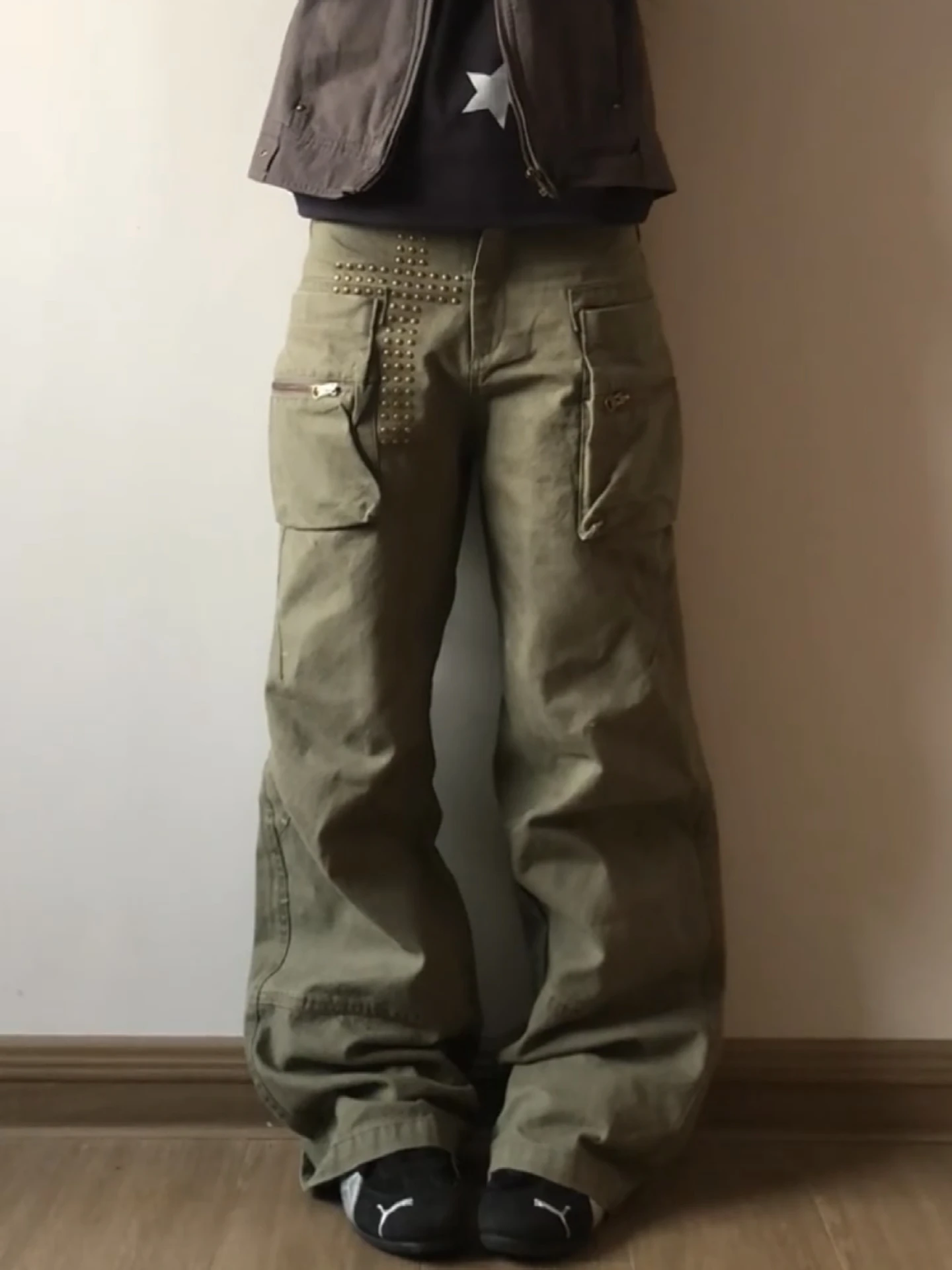 

Джинсы в уличном стиле оверсайз, унисекс, с высокой талией, прямые широкие брюки с множеством карманов и заклепками