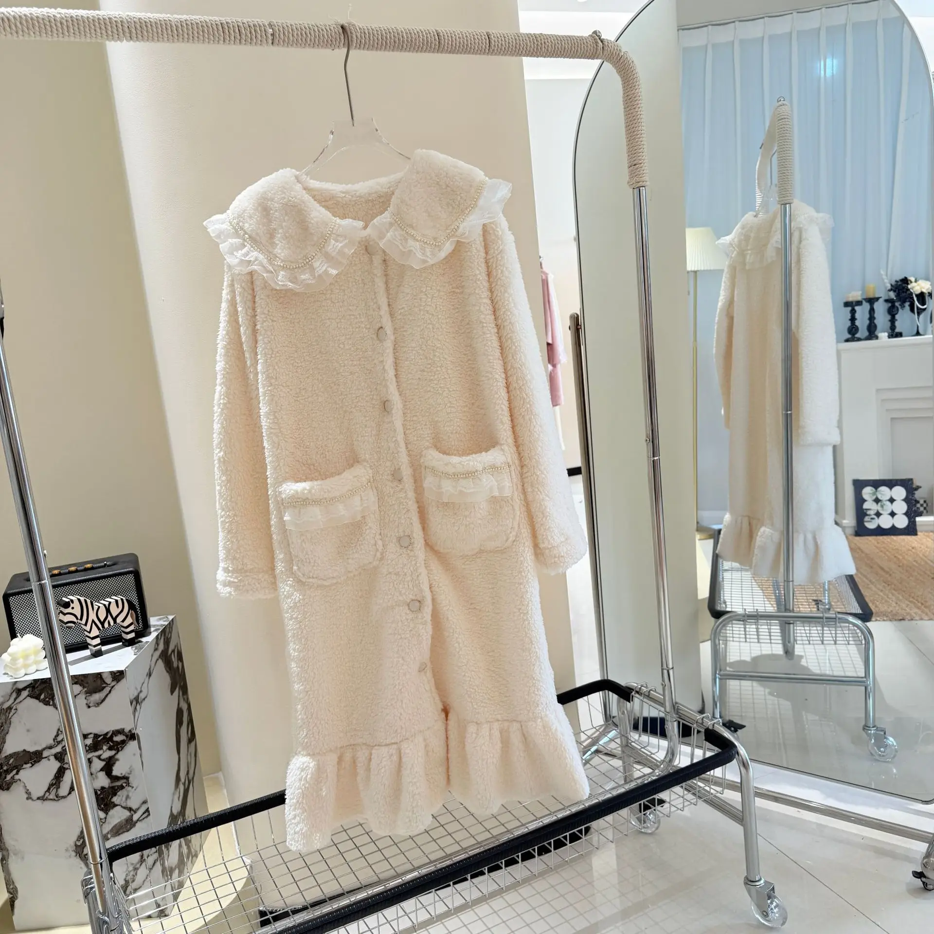 

Warm Coral Fleece Robe Pyjamas Women Thick Home Clothes Cozy Winter Sleepwear Bathrobe Soft Nightgown