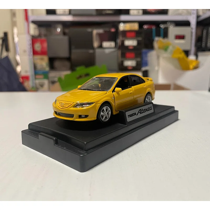 1:43 Scale Mazda 6 Atenza Coupe Alloy Car Model Collection Ornaments