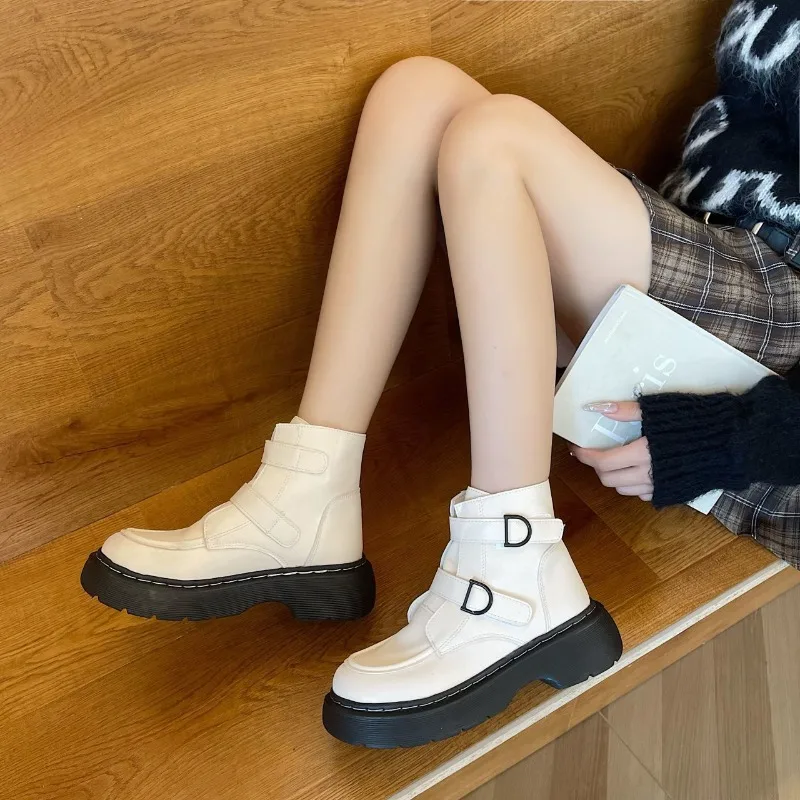 

2025 женские кожаные ботинки, осенне-зимние теплые удобные ботильоны с пряжкой, женские мотоциклетные ботинки на толстой подошве Botas35-39