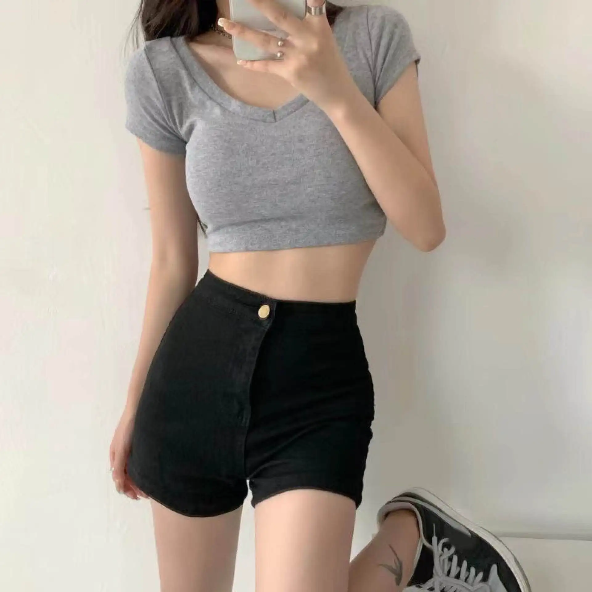 1/3 Black High Waist Denim Shorts Women Summer 2024 New Korean Fashion Loose Jeans Sexy Wide-leg Pants Stylish Denim Short