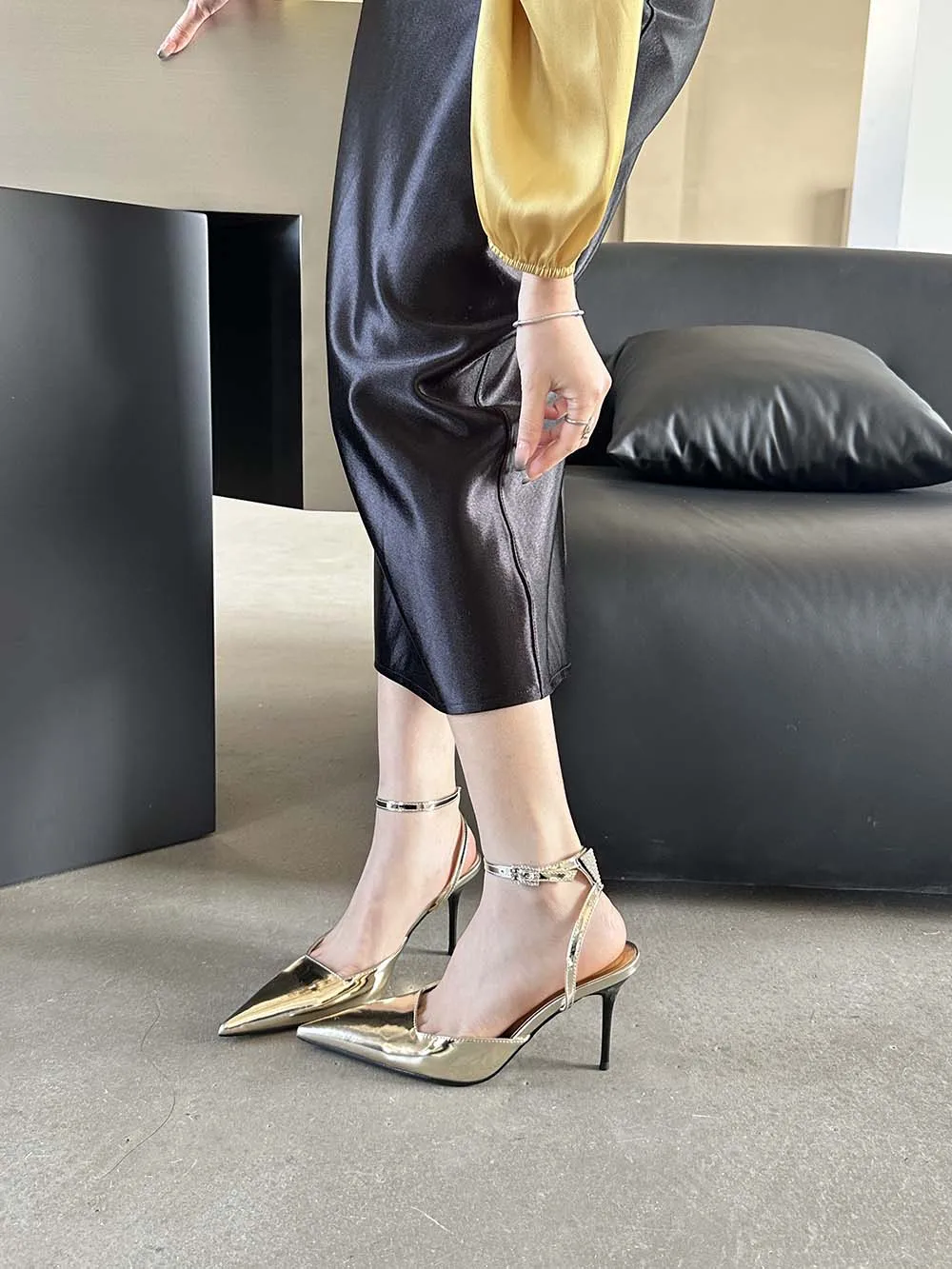 Silver Gold Black Women Sandals Pointed Toe Summer Dress Shoes Thin High Heels Party Pumps Ankle Strap Mules Shoes Size 35-39