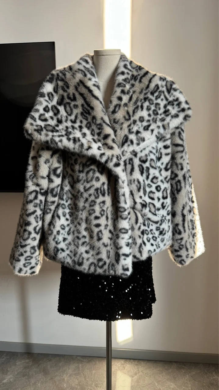 Faux Fur Coat Long Coats Womens Lace Trim Mid Event Wife Gyaru Wool Dyed Zip Up Decorated Flare Overcoats Chic Vibe Novelties OL