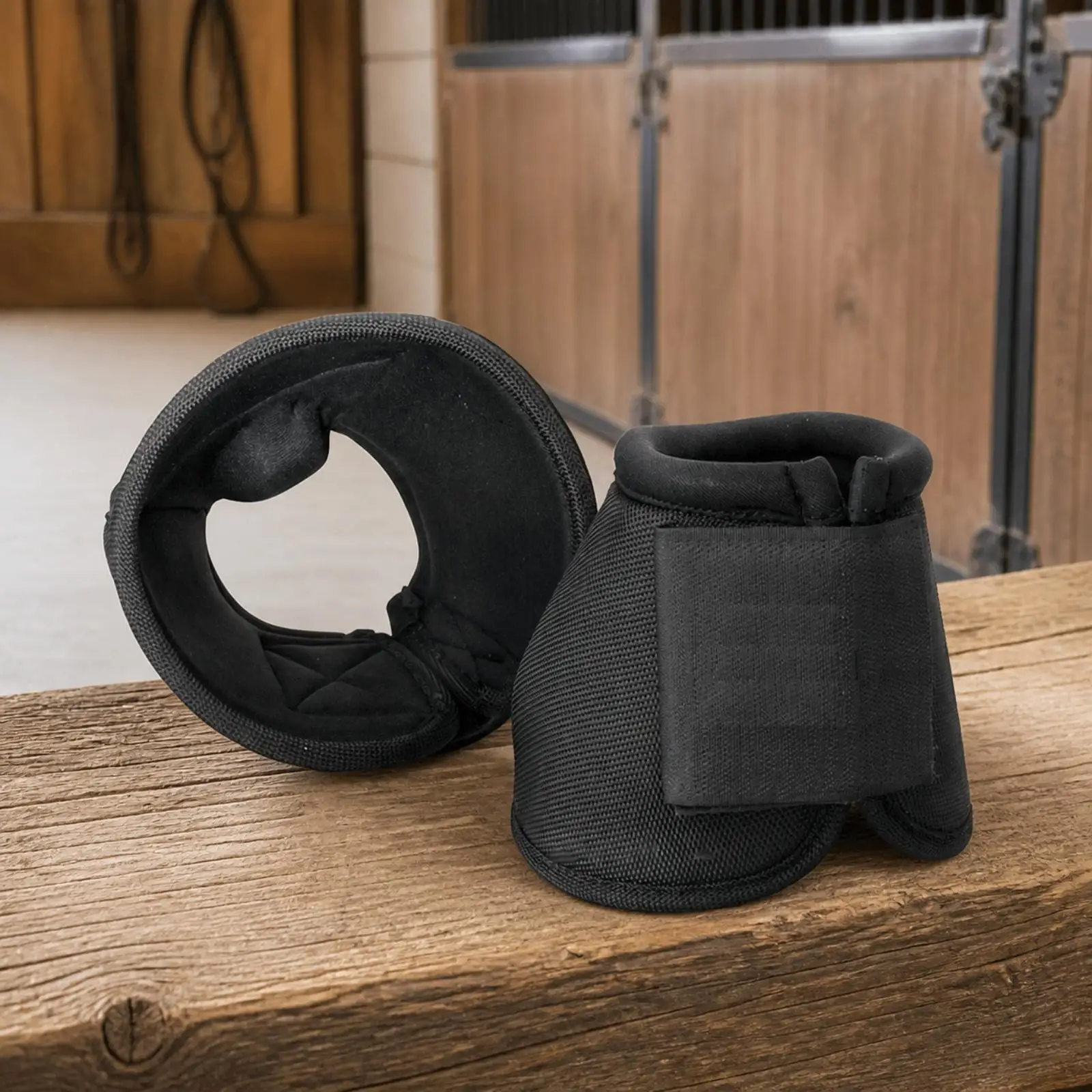Hoof Boots for Horses with Padded Cuff and Wide Strap Closure for Reliable Lower Leg Protection