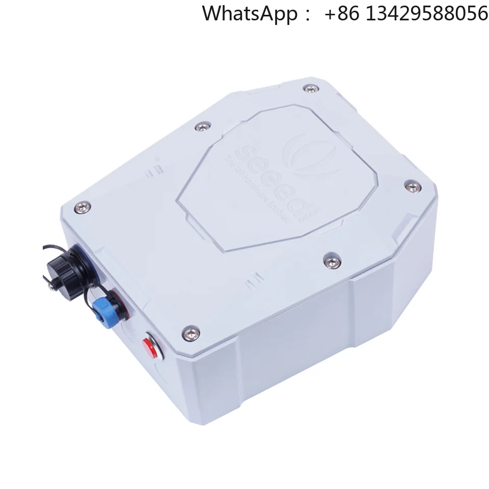 Seeed Studio SenseCAP Outdoor Gateway LoRaWAN US915MHz IP66 Long Range Smart Agriculture Farming City Development Boards Kit