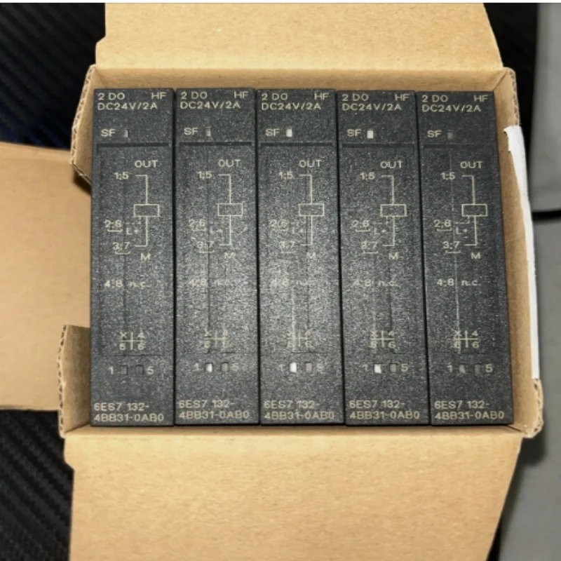 Brand-new, factory-sealed digital output module  6ES7193-7AB00-0AA0