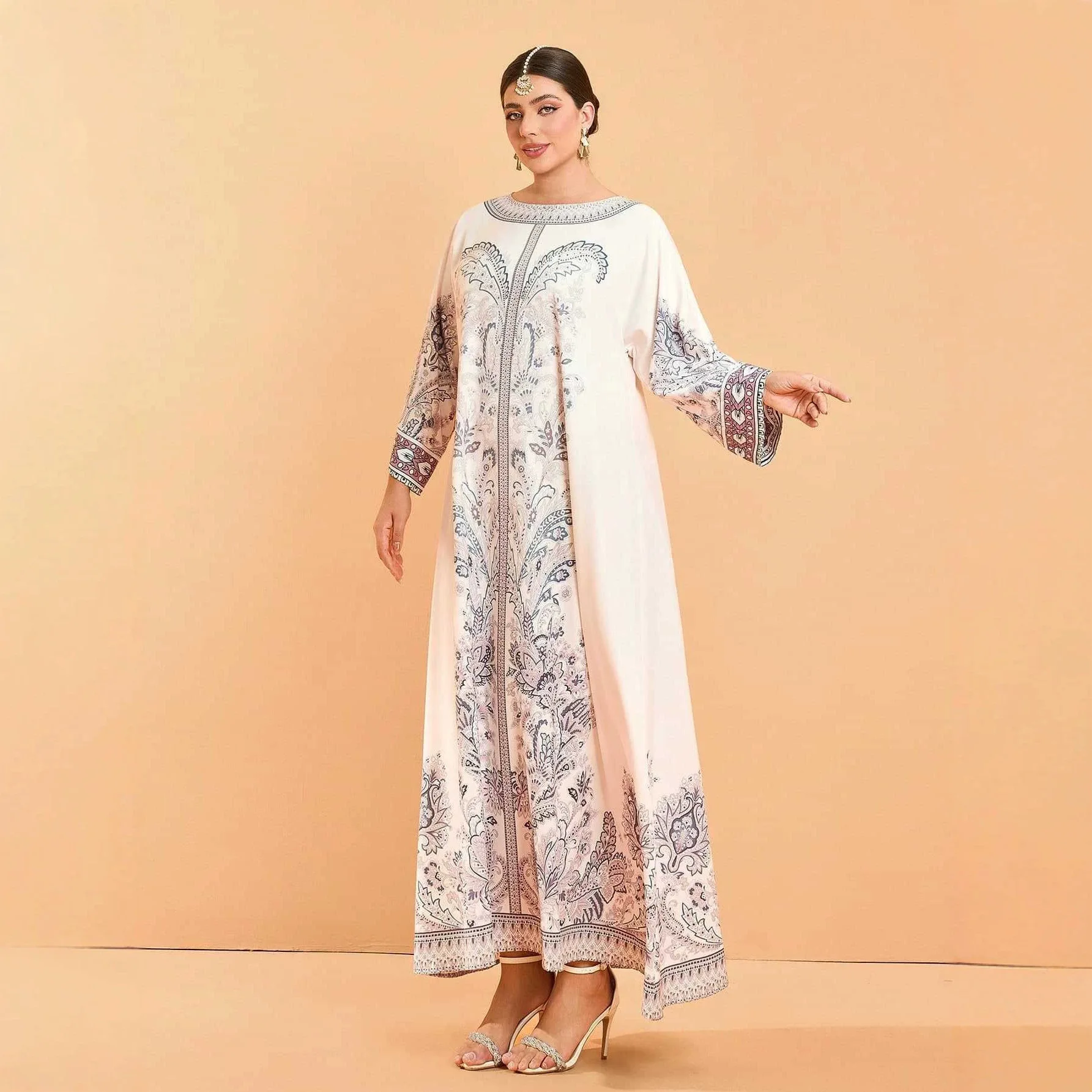 

Apricot-colored High-end Embroidered Banquet Party Dress, Loose, Breathable, Fashionable, Slimming Dress For Women Islam Elegant