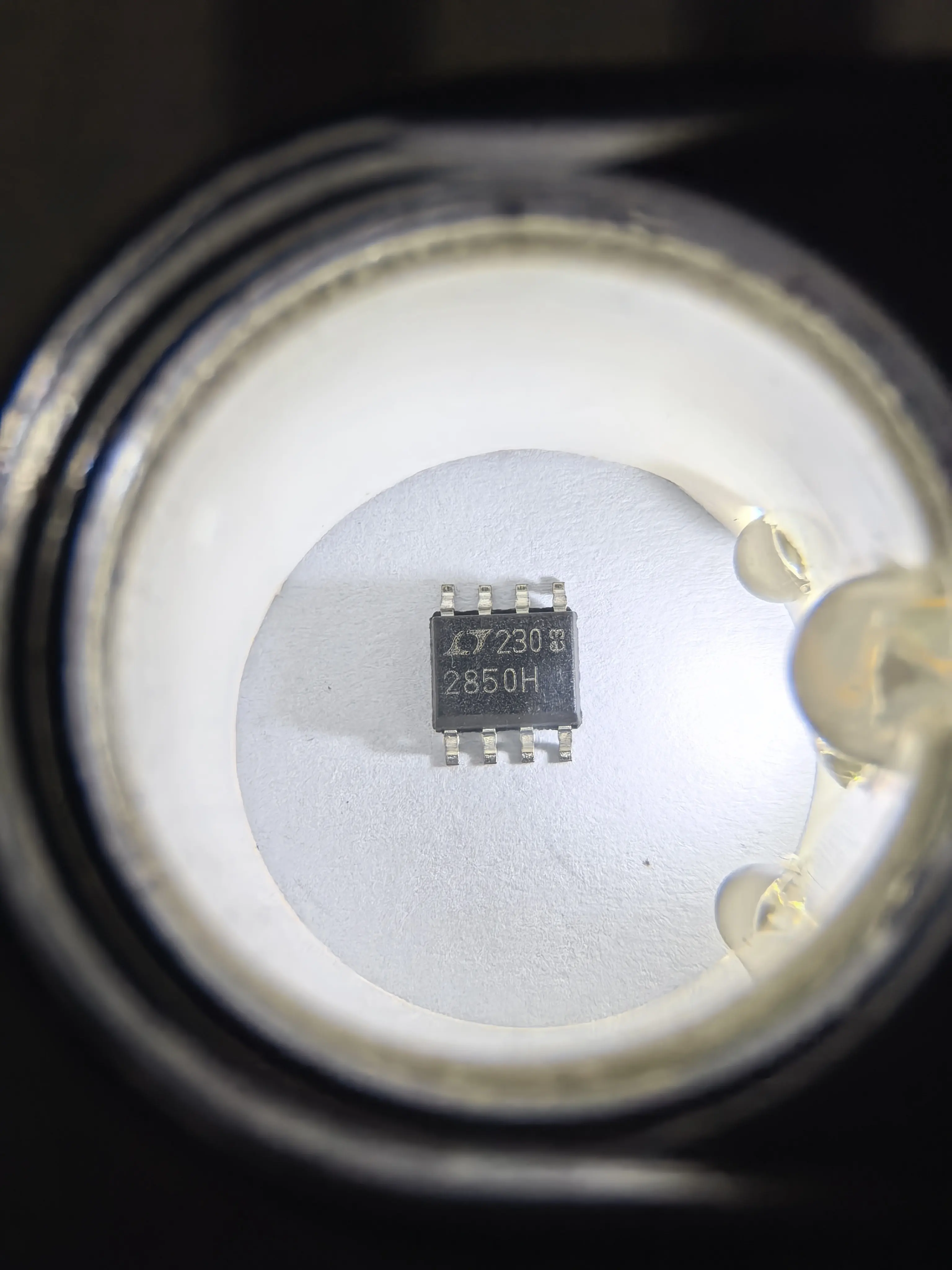 LTC2850CS8 LTC2850IS8 LTC2850HS8 LTC2850 - 3.3V 20Mbps RS485/RS422 Transceiver