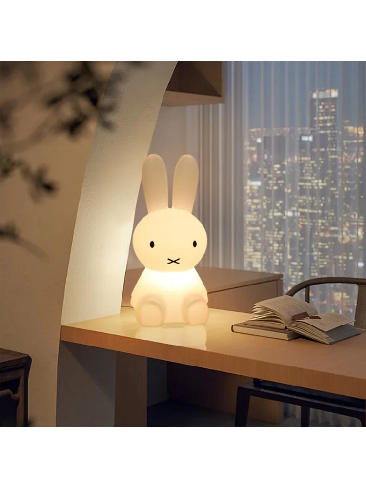28CM Miffy Kawaii Kolorowa Lampka Nocna do Sypialni Sterowana Pilotem, Kreskówkowa Lampka Ambientowa, Uroczy Prezent, Zabawka — 2