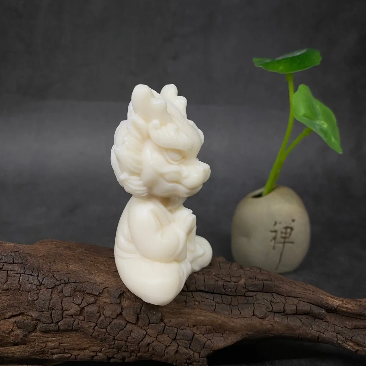 Ivory Nut Carved Meditation Dragon Figurine 7*4*3.8cm Desktop Home Living Room Craft Ornament