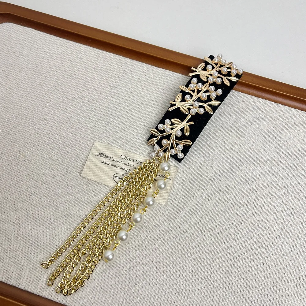 

Vintage Tassel Bell Hair Clip Elegant Crystal Ethnic Style Hair Hoop Pearl Headdress Chinese Style Side Clip