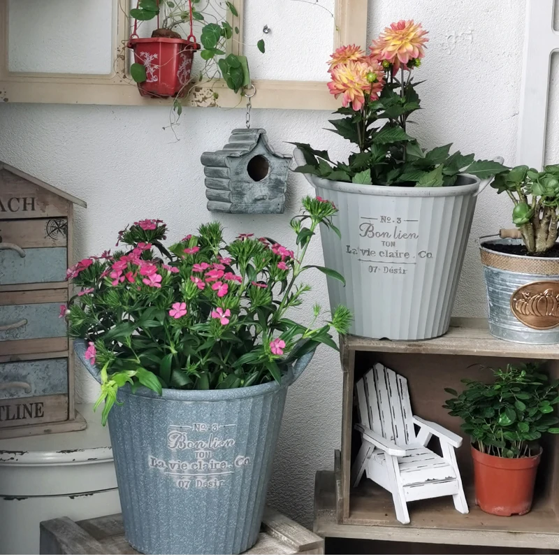 Bon Lien Vintage French Style Metal Planter, Gray Ribbed Design, 31x25x26cm Garden Pot with Handles, Decorative Container