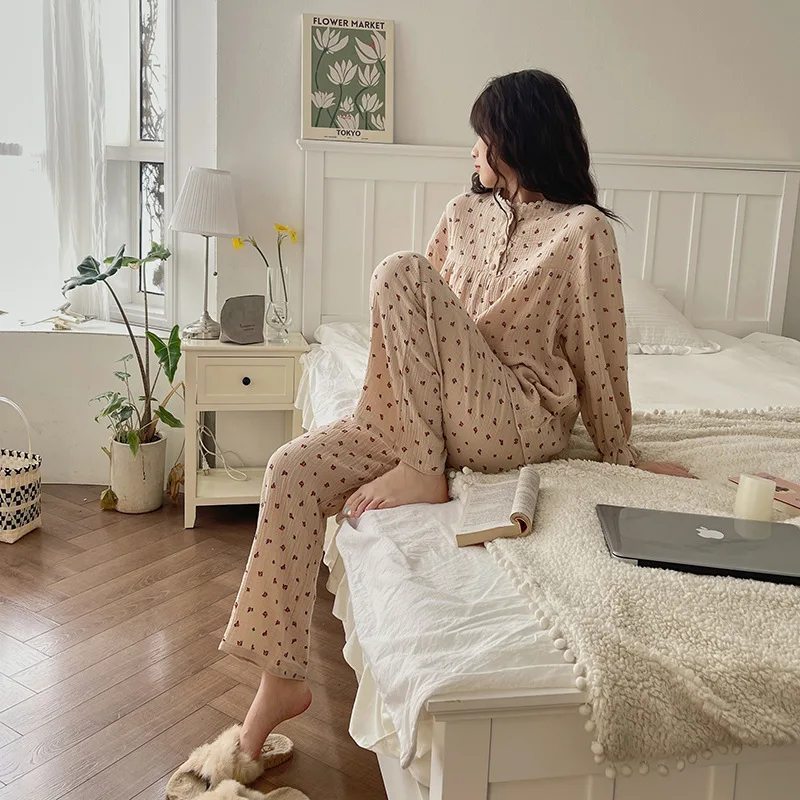 Frühling und Herbst Pyjama aus reiner Baumwolle Damen Rundhals ausschnitt Crêpe Stoff mit Rose Edge Home Kleidung Langarm Hosen Set weiblich