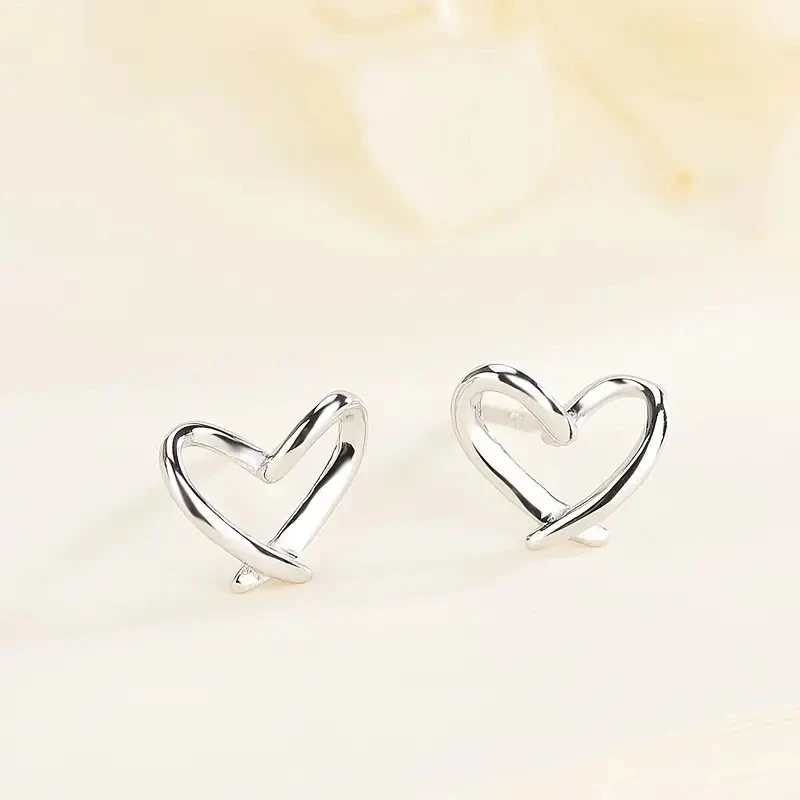 Huitan Simple Stylish Heart Stud Earrings for Girls Minimalist Hollow Love Earrings Gift Daily Wear Fashion Versatile Jewelry