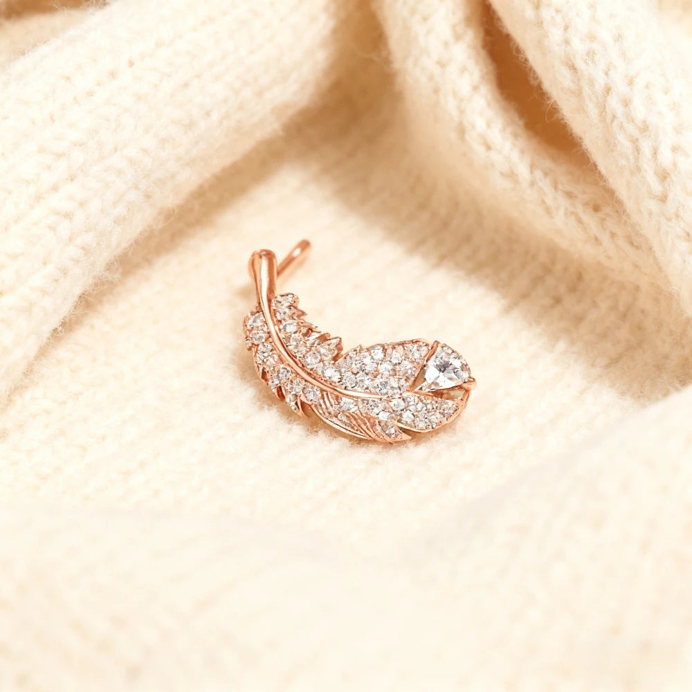 

2025 New Elegant accessories Deslumbrantes Pendientes de Plumas, Ideal para V - Day & Cumpleaños