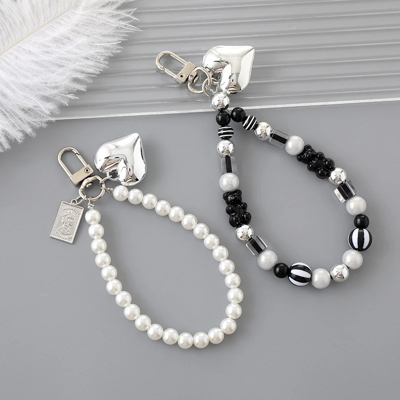 INS Korean Cute White Bow Heart Pearl Beads Beaded Phone Chain For iPhone Camera Hanging Rope Anti-Lost Lanyard Hanging Jewelry