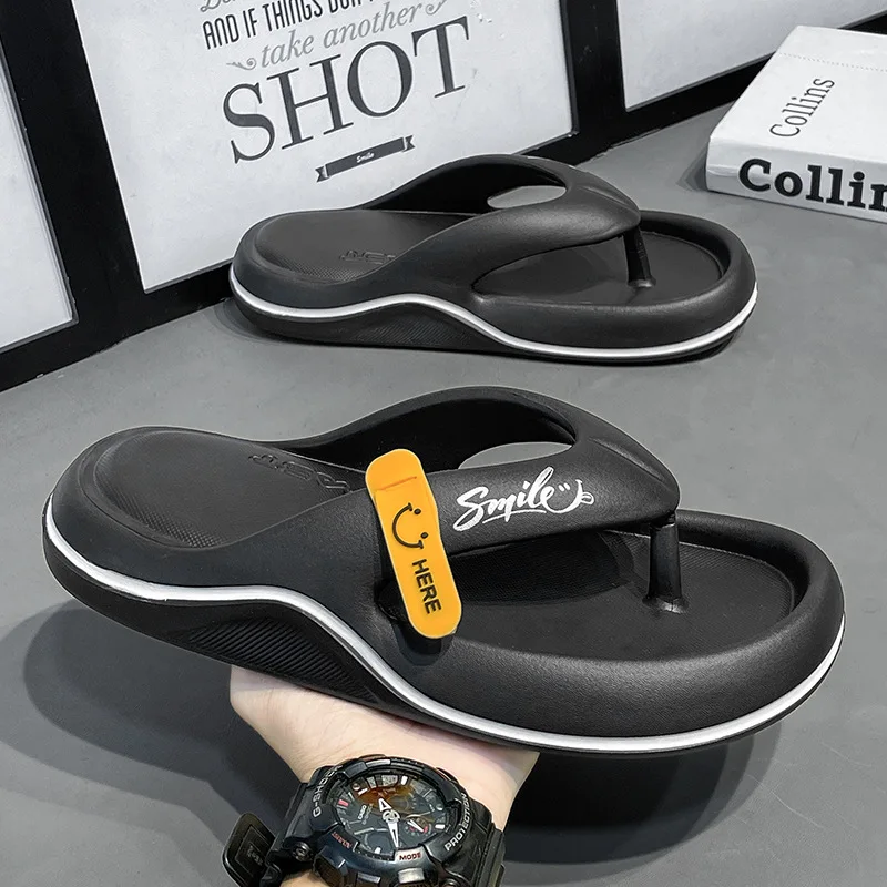 

Slippers men's large size flat bottom home casual flip-flops men wear soft bottom cool slippers