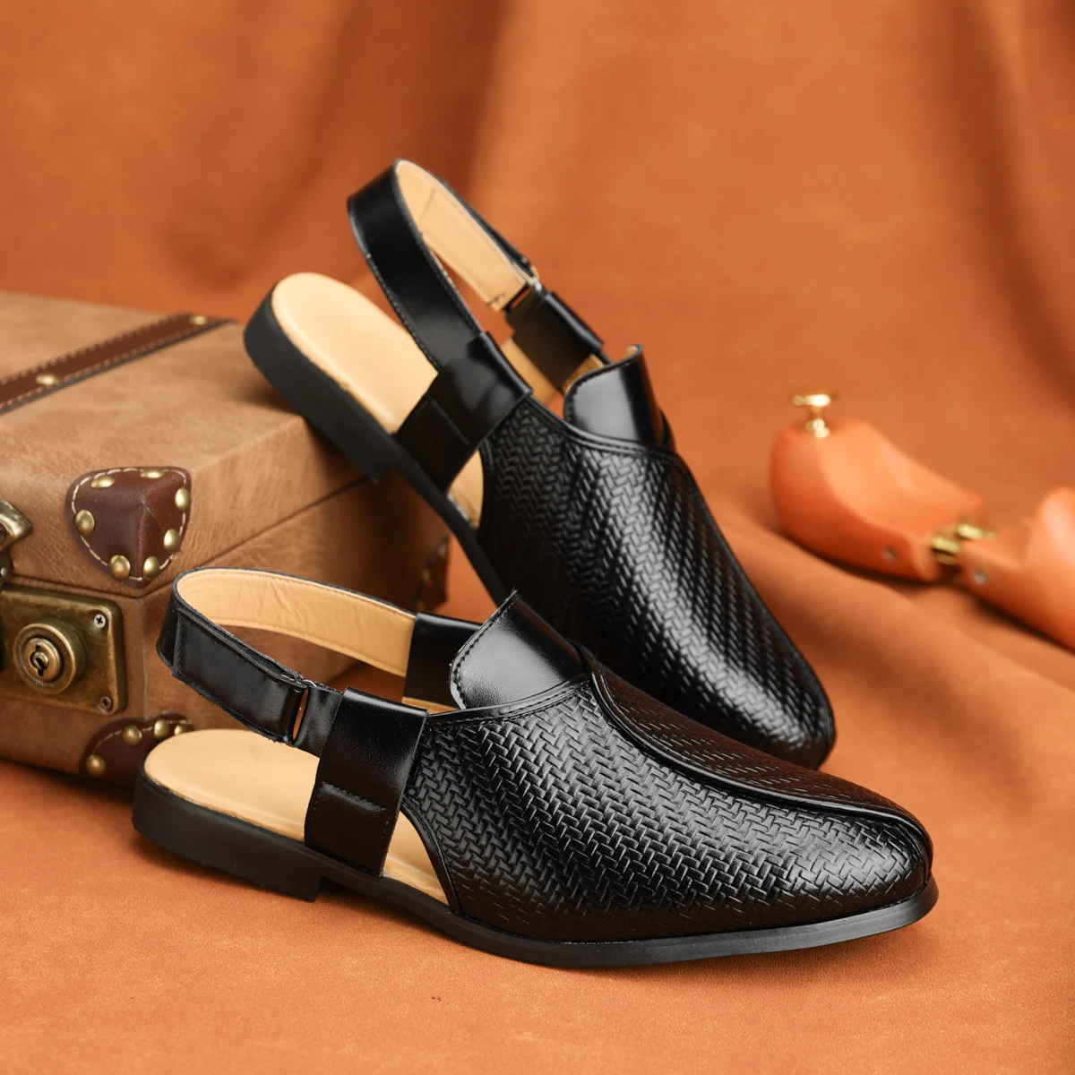 

Мужские сандалии с пряжкой из искусственной кожи, на низком каблуке, удобные, дышащие, нескользящие, для активного отдыха, модные, повседневные.