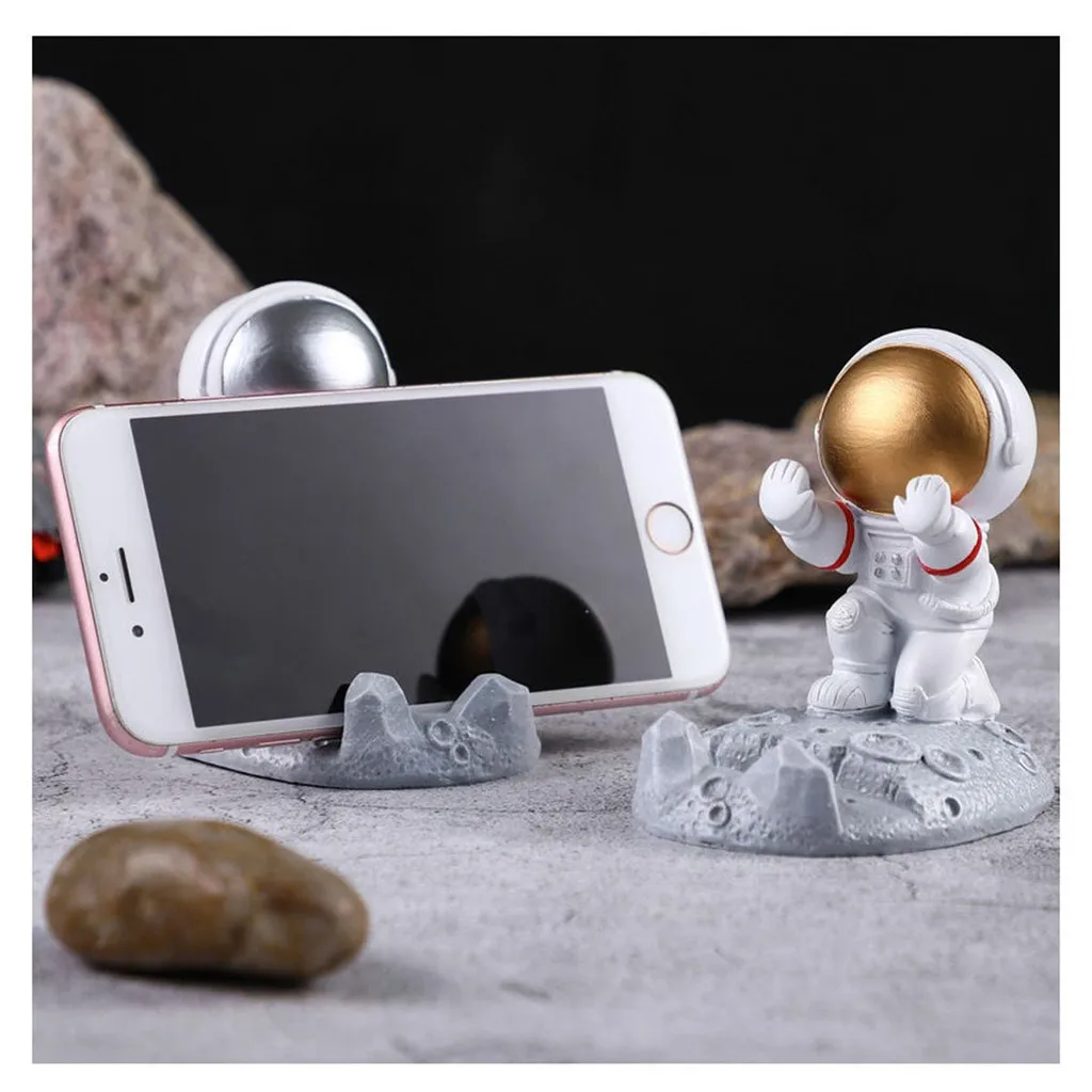 

Astronaut Mobile Phone Stand Universal Support Frame Flat Stand Bed Decoration Lazy Stand Creative Decoration Car Decoration