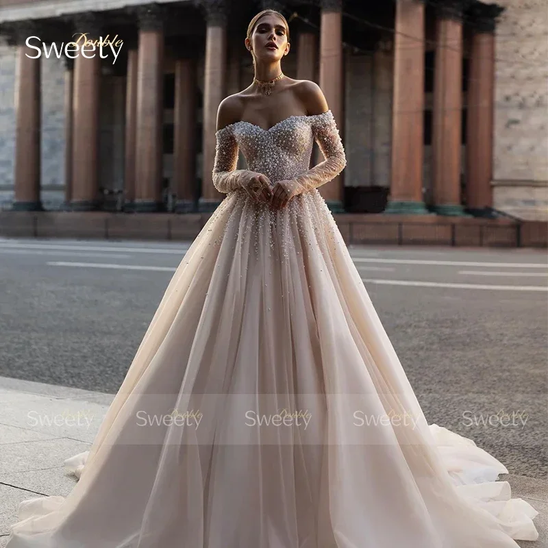 Luxurious Wedding Dress Organza With Embroidery Pearls Ball Gown Boat Neck Full Sleeve Bride Dress Button Robe De Mariee Elegant