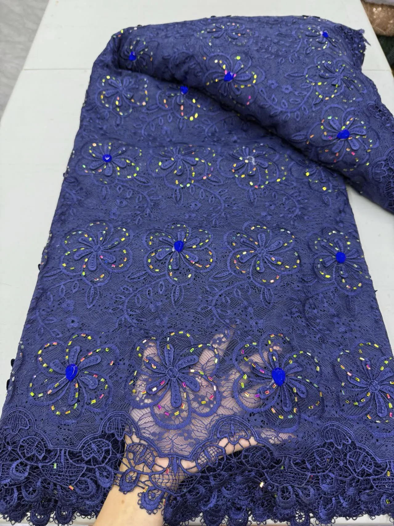 

Африканское нигерийское кружевное полотно из тюля, высококачественный хлопок для свадебных и праздничных платьев, пайетки для шитья, вышивка, 5 ярдов, JY511,2026