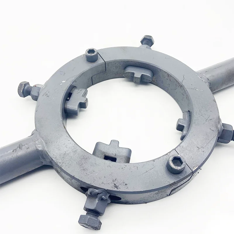 Excavator Parts  Four Jaw Movable Oil Change Cylinder Oil Seal Removal Special Wrench for Removing Large Nutswrench