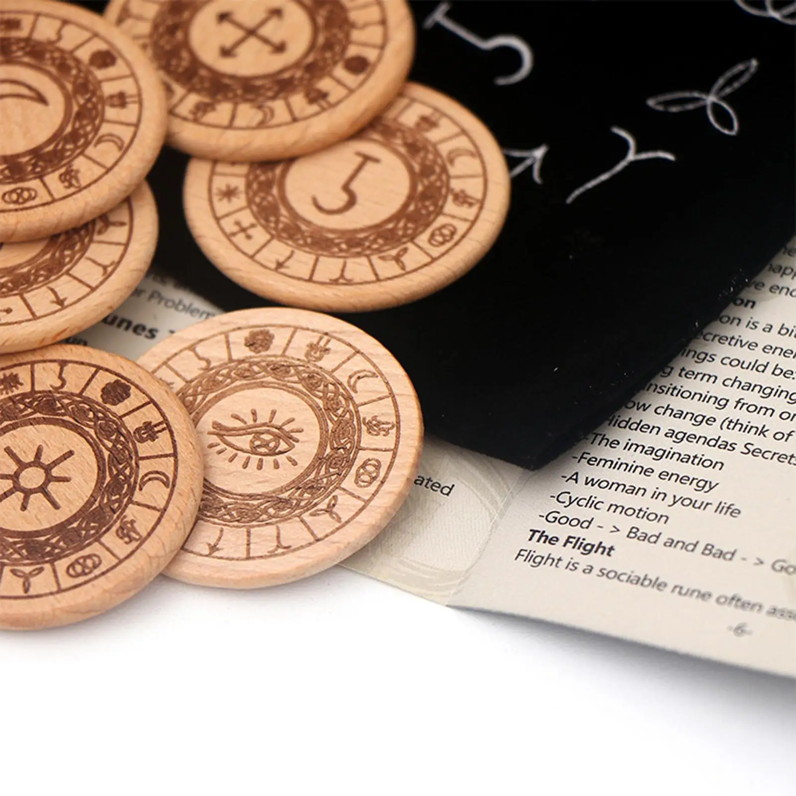 

Runes Set 14 Pieces Woodcut Spiritual Wooden Rune Divination Game Set for Birthdays Family Gatherings Friends Adventure