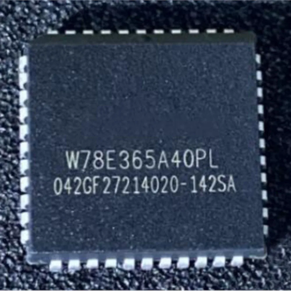 W78E365A40PL    W78E365    PLCC44    High quality products   (Product quantity: 10 pieces)